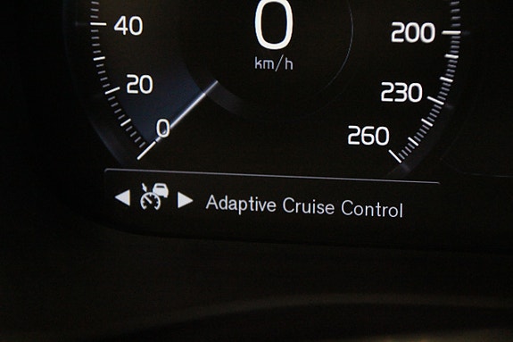 Volvo XC60 20 of 30