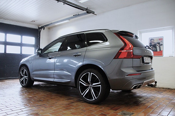 Volvo XC60 4 of 30