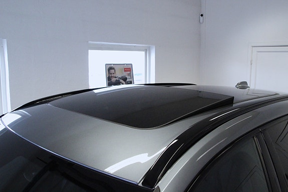 Volvo XC60 10 of 30
