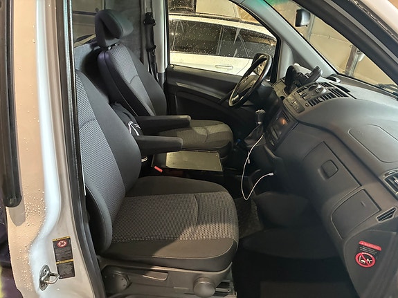 Mercedes-Benz Vito 122 13 of 20
