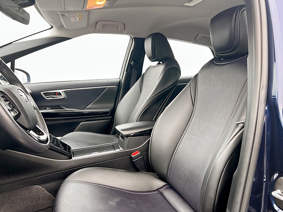 Toyota Mirai 14 of 21