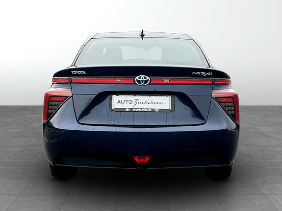 Toyota Mirai 6 of 21