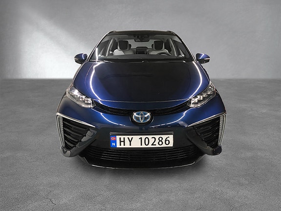 Toyota Mirai 8 of 30