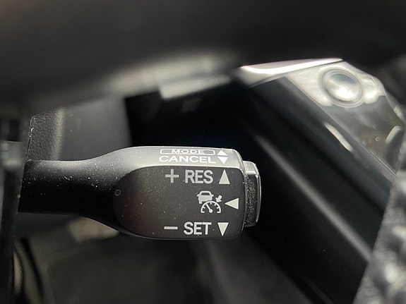 Toyota Mirai 20 of 30