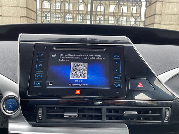 Toyota Mirai 25 of 30