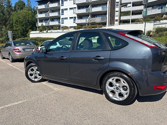 Ford Focus 4 of 5