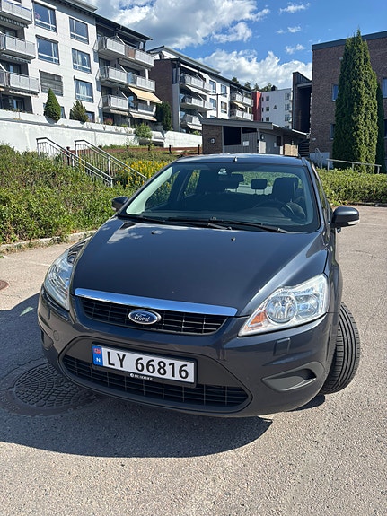 Ford Focus 5 of 5
