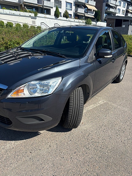 Ford Focus 3 of 5