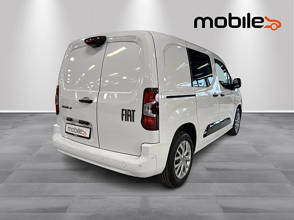 Fiat Doblo 3 of 5