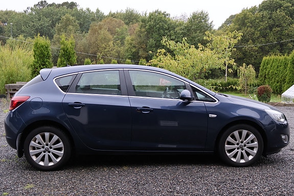 Opel Astra 8 of 30