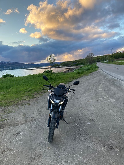 Suzuki GSX S125 4 of 5