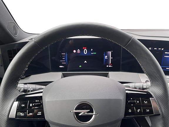 Opel Astra 10 of 26