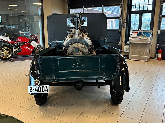 Ford Andre 11 of 30