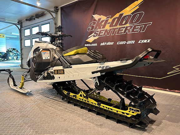 Ski-doo Summit Adrenaline Edge 850 E-TEC 3 of 5