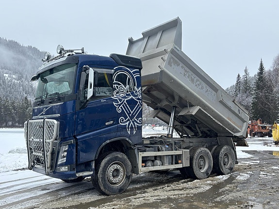 Volvo FH650 tippbil - 1 eier - Serviceavtale - Euro 6 - Godt utstyrt - Ekstra høy hytte - Eu-godkjent - Leveringsklar