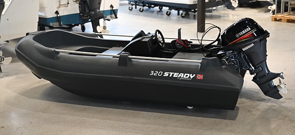 ** UTSTILLINGSKUPP ** Steady 320 Special Edition + Yamaha F9,9HES 6 of 6