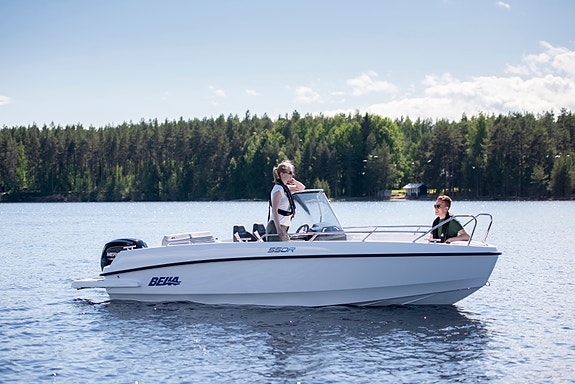 NY BELLA 550R MED MERCURY F115 - EN IDEELL LANDSTED OG FRITIDSBÅT!