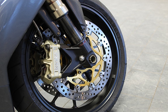 MV Agusta F4 312R 9 of 21