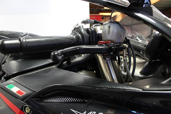 MV Agusta F4 312R 11 of 21