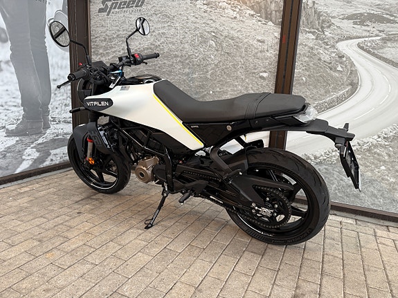 Husqvarna Vitpilen 125 7 of 9