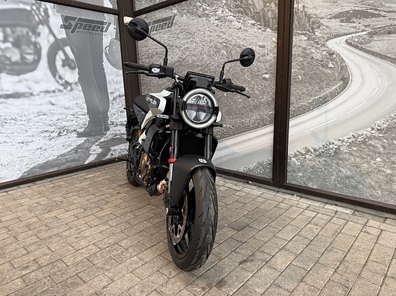 Husqvarna Vitpilen 125 4 of 9