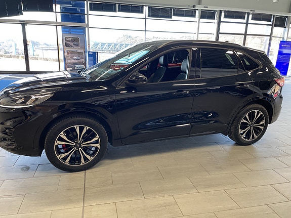 Ford Kuga 3 of 5