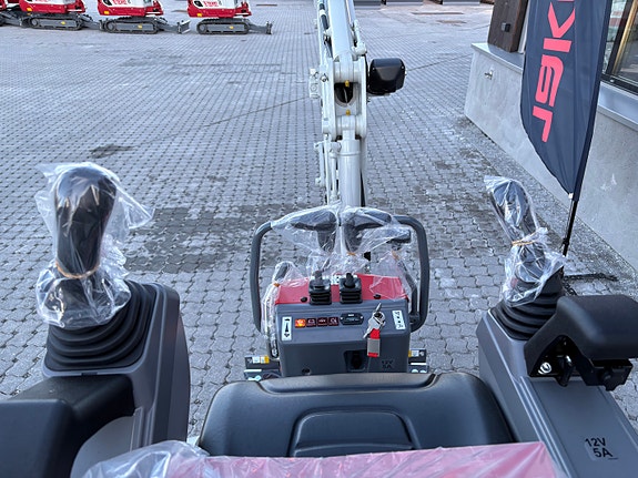 Takeuchi TB210R, 4år/4000t garanti, på lager 9 of 9