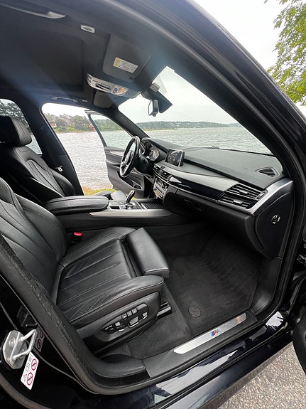 BMW X5 8 of 17
