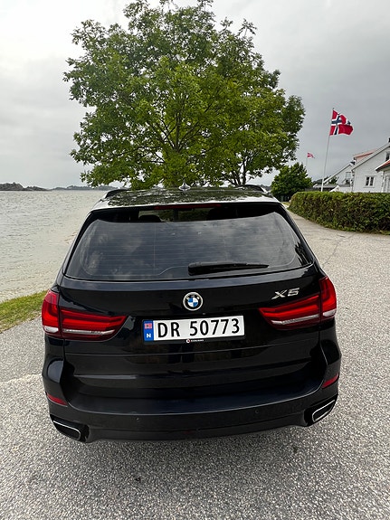 BMW X5 4 of 17
