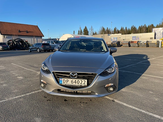 Mazda 3 3 of 5