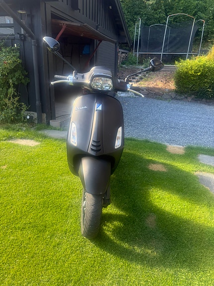 Vespa Sprint 50 Notte 5 of 6