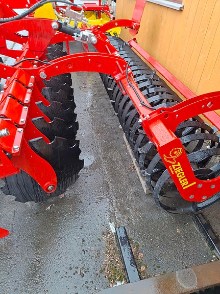 ZIEGLER FIELD PROFI 3002 Skålharv 3 of 4