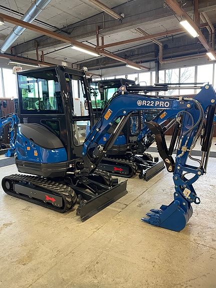 Rippa R22 PRO 2.4 tonn med kubota D1105 Motor - Breibare belter - sving på bom 5 of 5