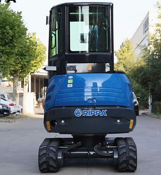 Rippa R22 PRO 2.4 tonn med kubota D1105 Motor - Breibare belter - sving på bom 4 of 5