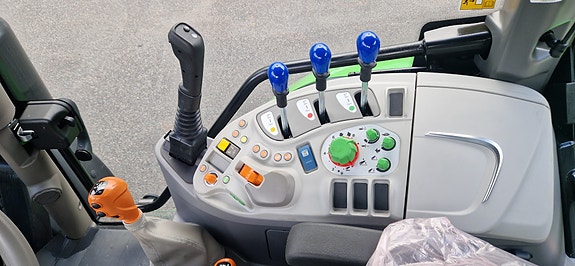 Deutz Fahr 5125 13 of 23