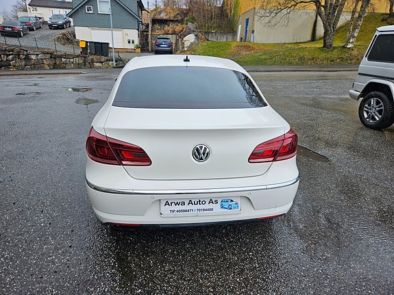 Volkswagen Passat CC 6 of 16