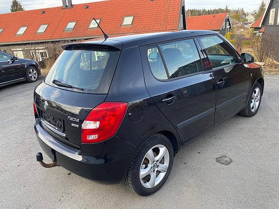 Skoda Fabia 4 of 16