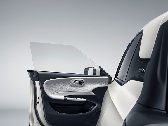 Dongfeng Box 12 of 16