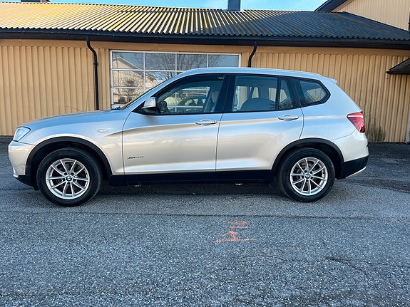 BMW X3 3 of 30