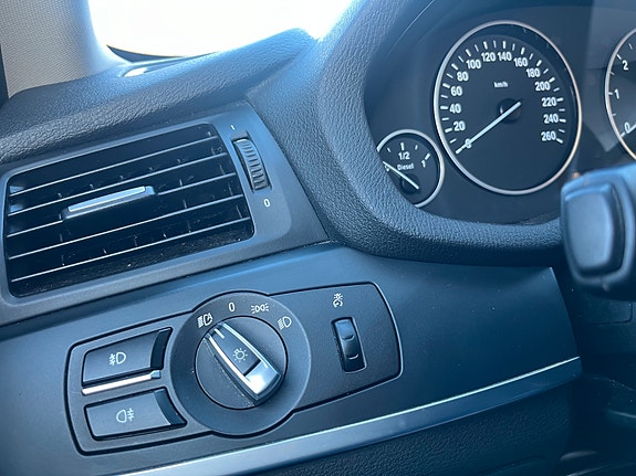 BMW X3 18 of 30