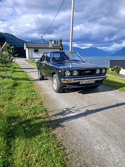 Toyota Carina 1979 photo 2
