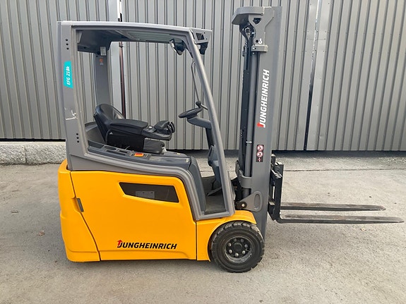 Jungheinrich EFG 218 K 2 of 5