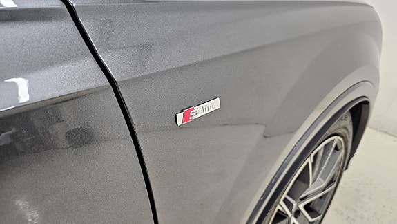 Audi Q7 15 of 30