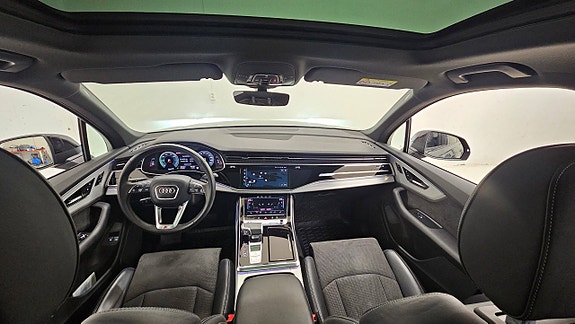 Audi Q7 21 of 30