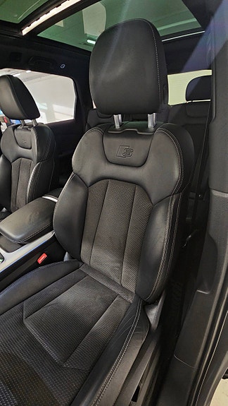 Audi Q7 19 of 30