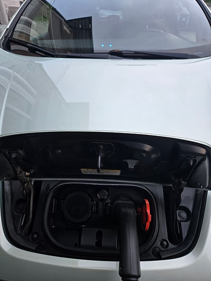 Nissan Leaf 25 of 30