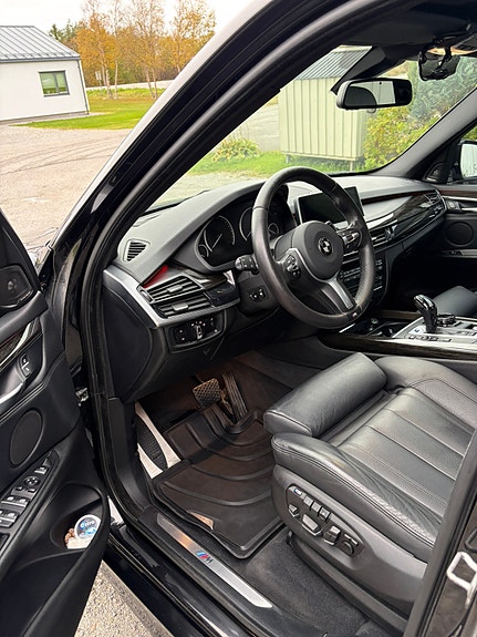 BMW X5 25 of 30
