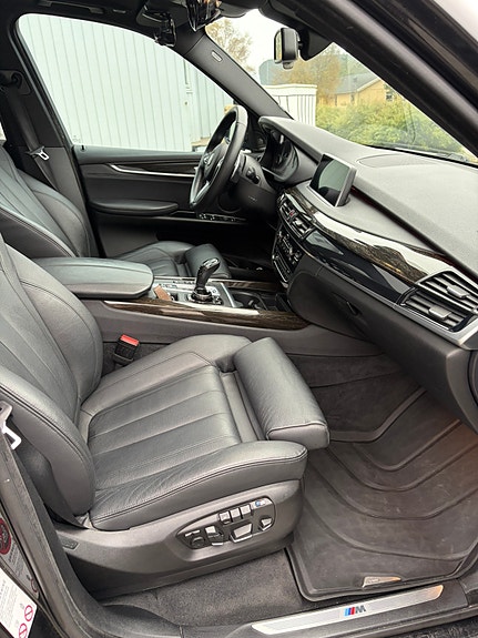 BMW X5 27 of 30