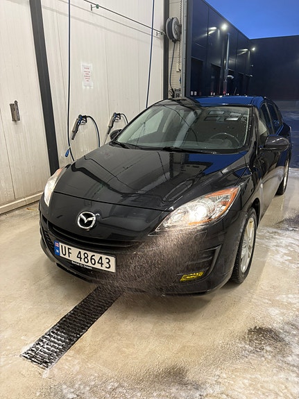 Mazda 3 2 of 20