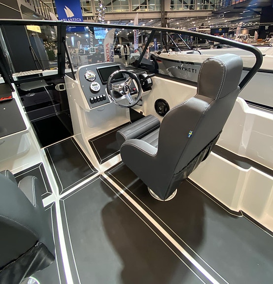 Årets store nyhet Micore 61 Bowrider Honda 150 hk kun kr  519.000 Rabatt 45000 9 of 12